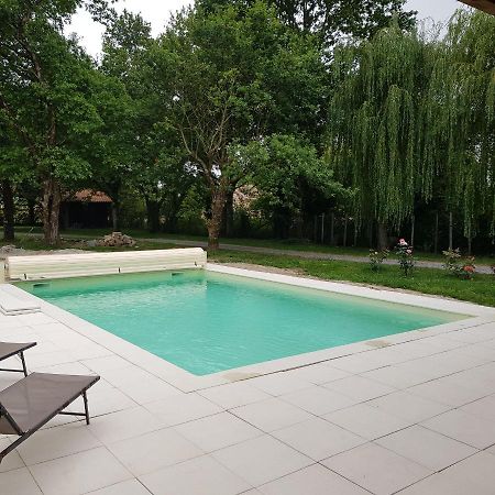Chalet Du Moulin Cussac-Fort-Medoc Buitenkant foto